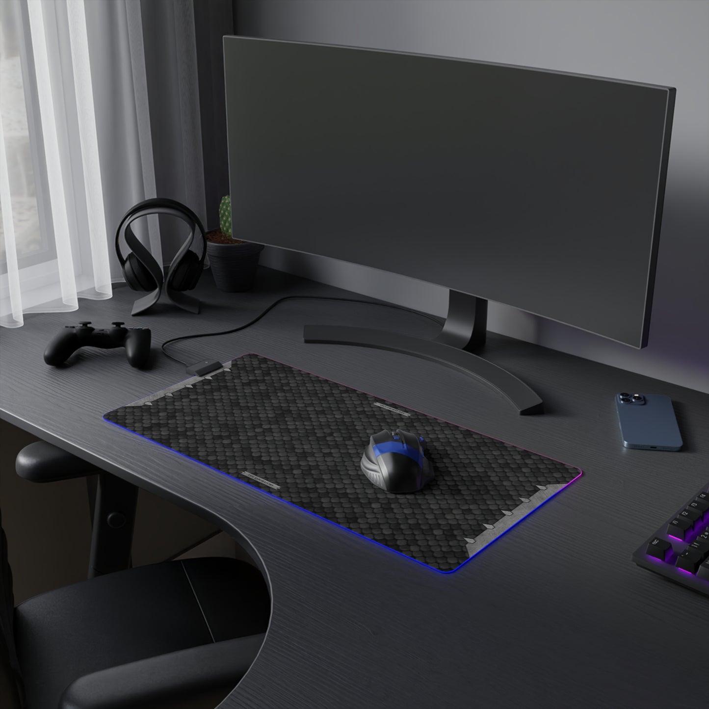 Black Dragon Scale LED Mousepad